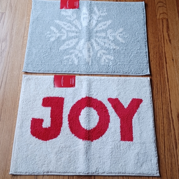 Target | Holiday | Nwt 2 Piece Target Holiday Bath Rug Set | Poshmark